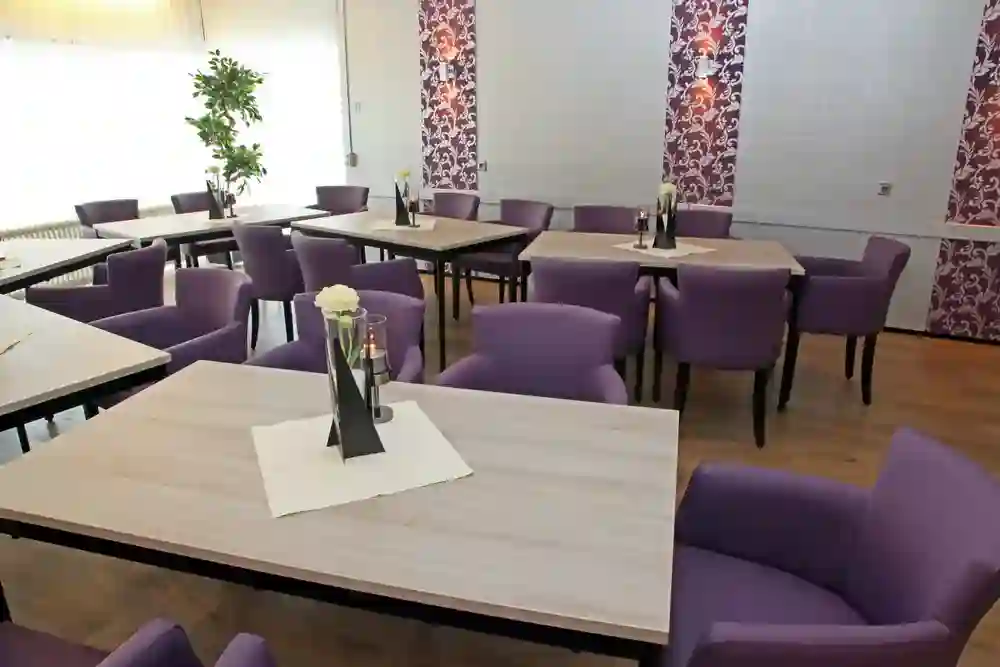 Breevaartzaal in vergaderopstelling